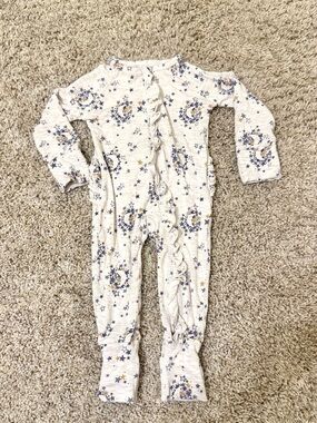 Little Sleepies Lullaby Sky 0-3 months zippie